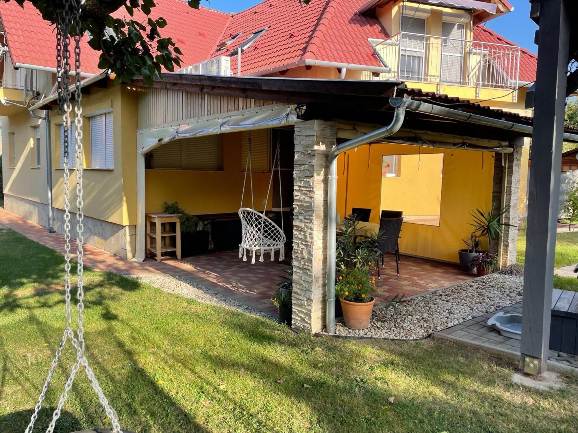 Jasmin Apartment House Vonyarcvashegy Buitenkant foto